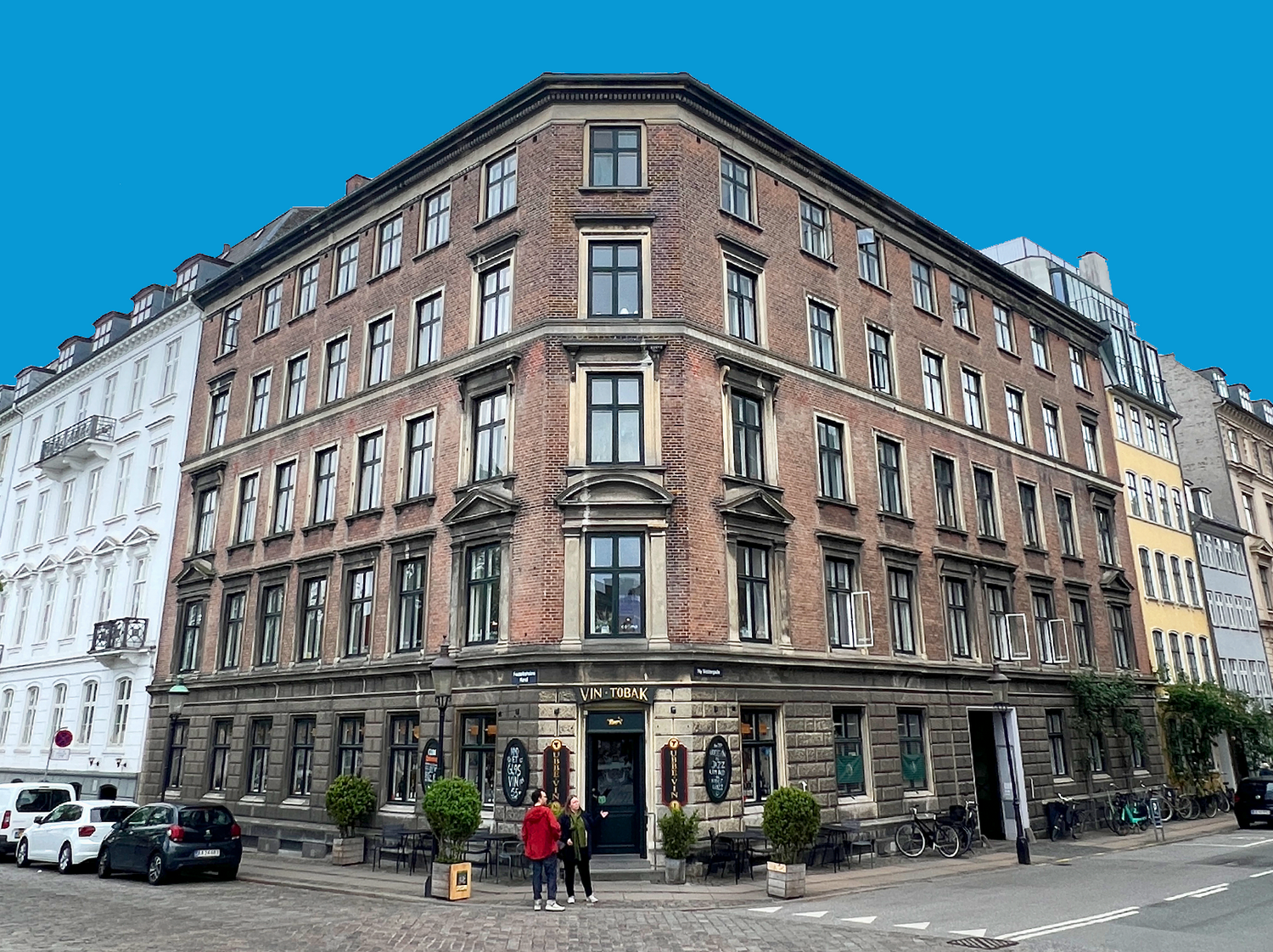 Cosmo Laser København klinik på hjørnet af Vestergade og Ny Vestergade. Her tilbydes effektiv laserbehandling.