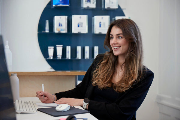 Vi søger en receptionist til Cosmo Laser i København K
